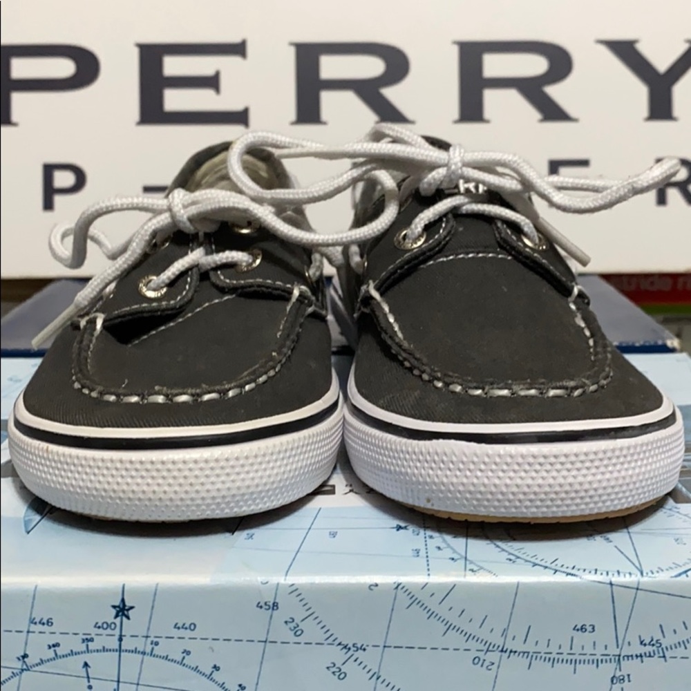 HALYARD BLACK